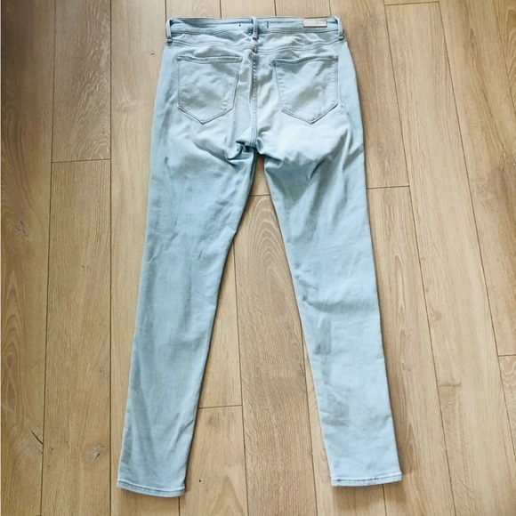 Abercrombie & Fitch Signature Collection Light Wash Blue Jeans Size 29/30R - Picture 3 of 12